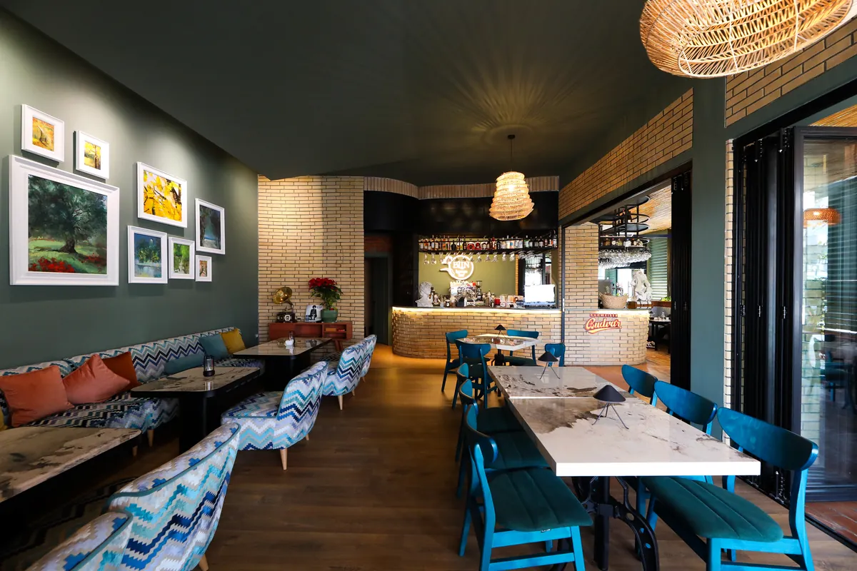 Blin Bistro dining room